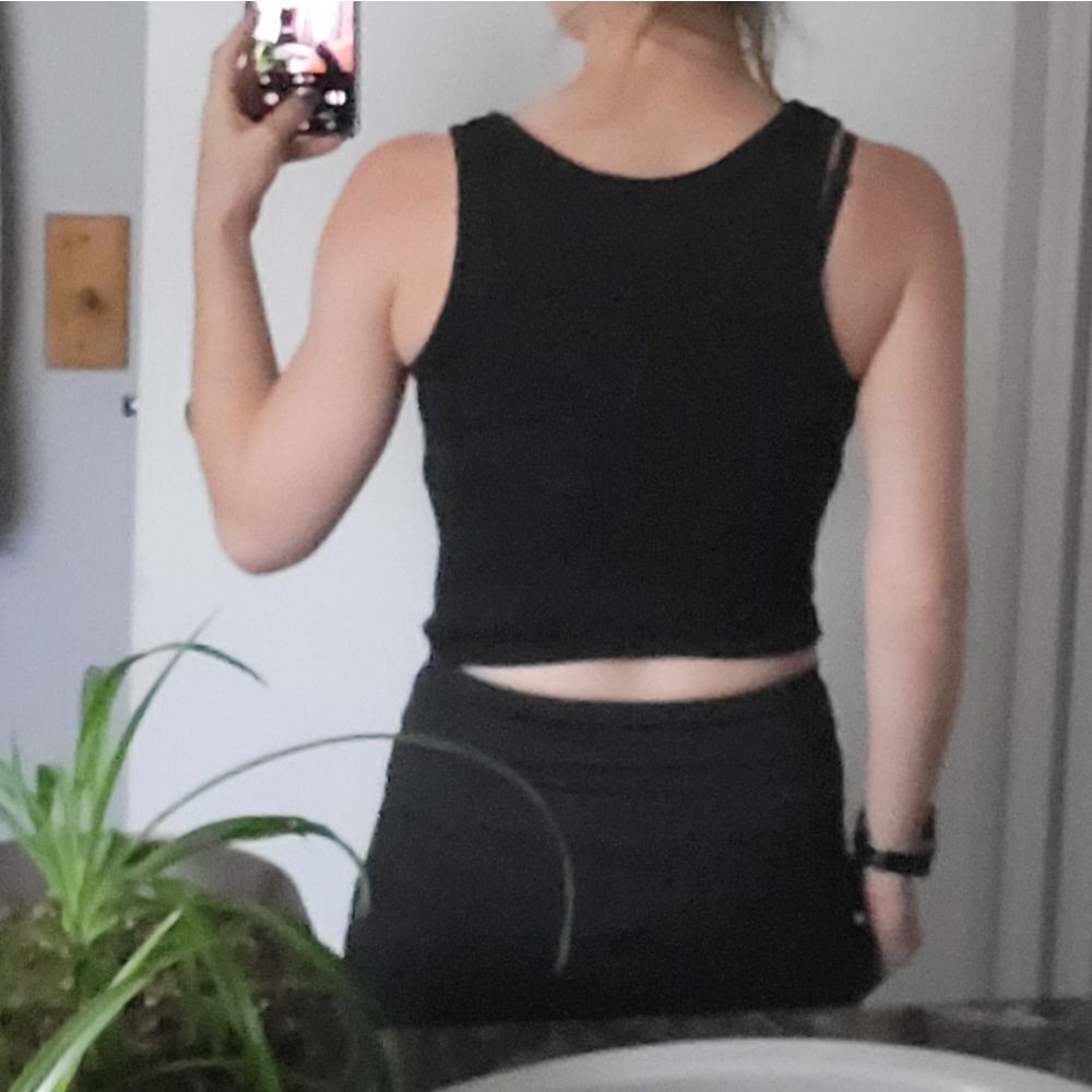 Size S Tank Top Bundle - Picture 7 of 7